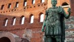 Pomnik Juliusza Cezara w Turynie